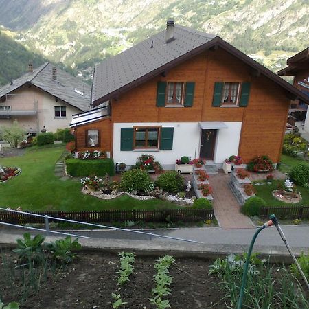 Staldenried Ferienwohnung Szoba fotó